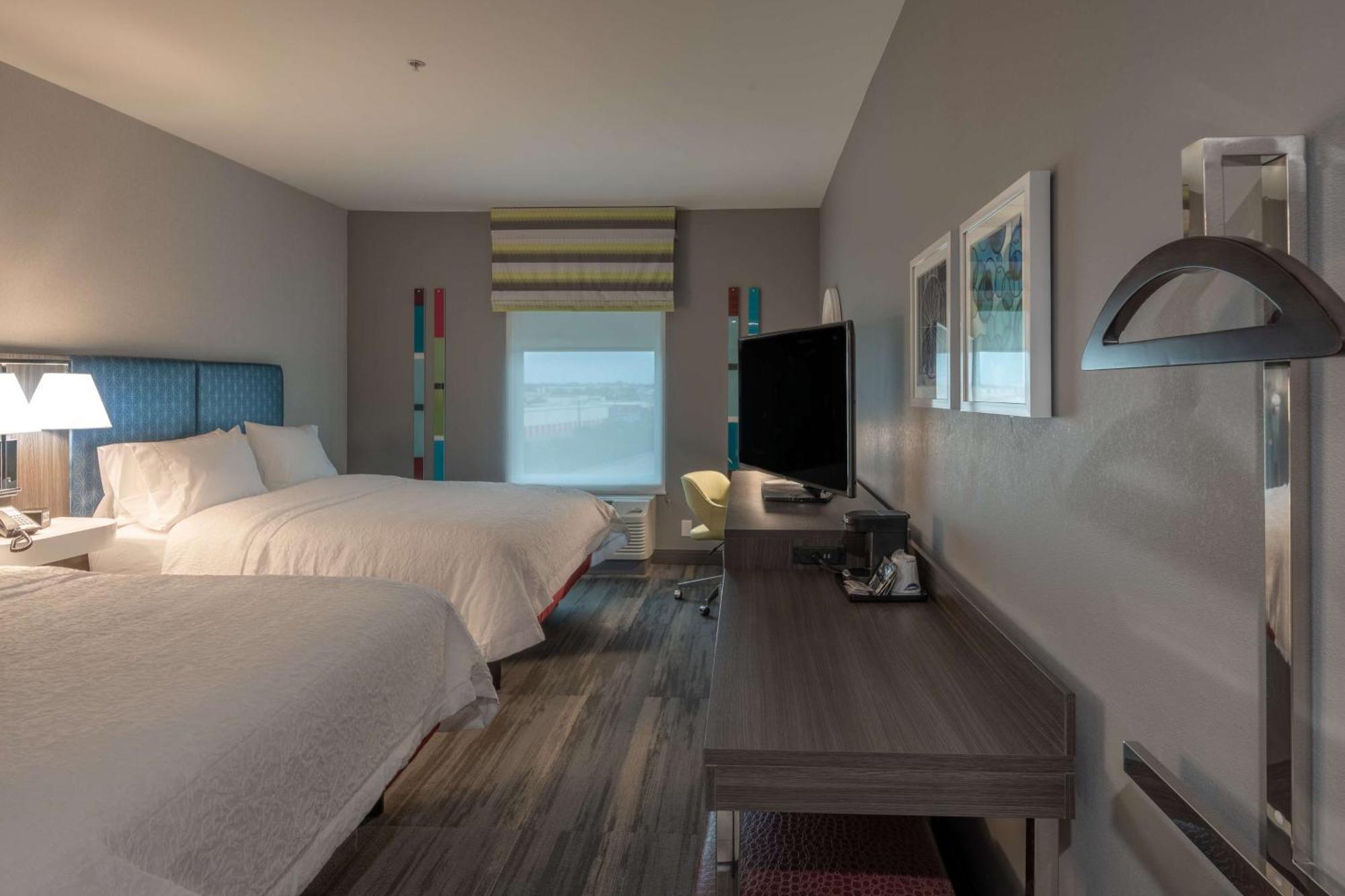 Hampton Inn & Suites Dallas/Plano Central Εξωτερικό φωτογραφία